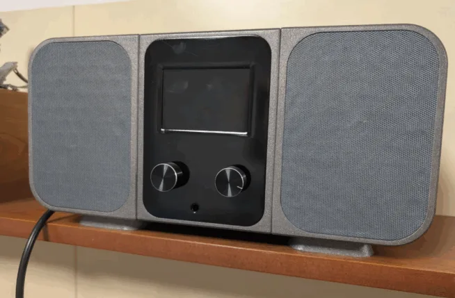 Internet radio receiver with ESP32 and 3D print