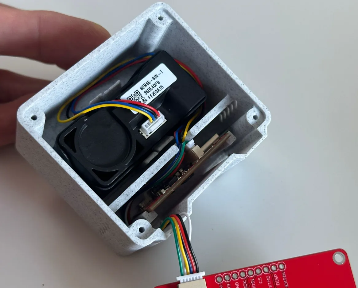 Connection of ESPwled and SEN66