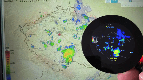 Meteoradar from ČHMÚ on a 2.1" display